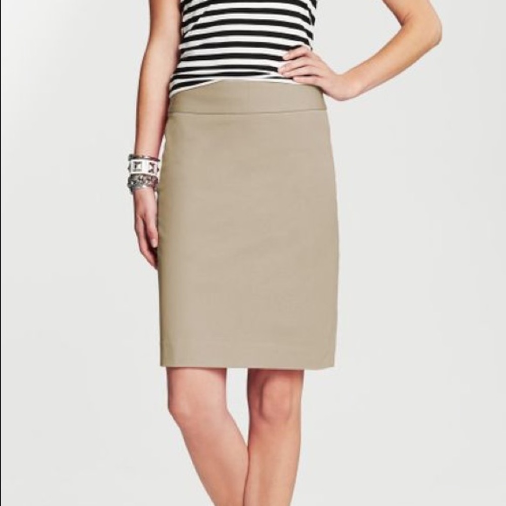Banana Republic
Sloan Stretch Cotton Pencil Skirt